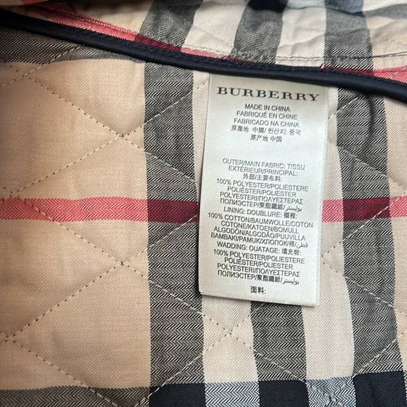 woman’s burberry brit jacket - Picture 5 of 6
